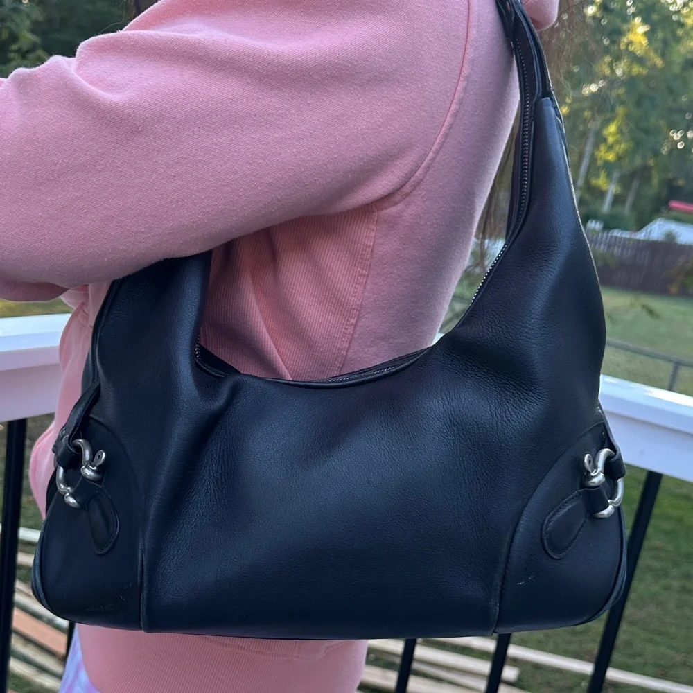 Burberry Black Leather Hobo Bag - Picture 9 of 16